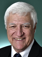 Official portrait of Bob Katter