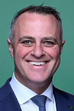 Official portrait of Tim Wilson