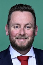 Official portrait of Tom French